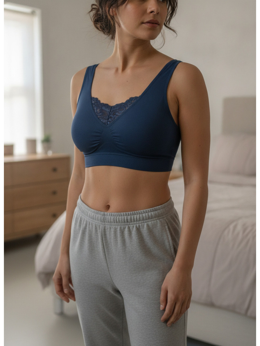 Rhonda Shear Women’s 3X Navy Blue Lace Seamless Wirefree Bralette Bra New